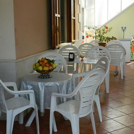 Villa Robinia Massafra Cameră foto