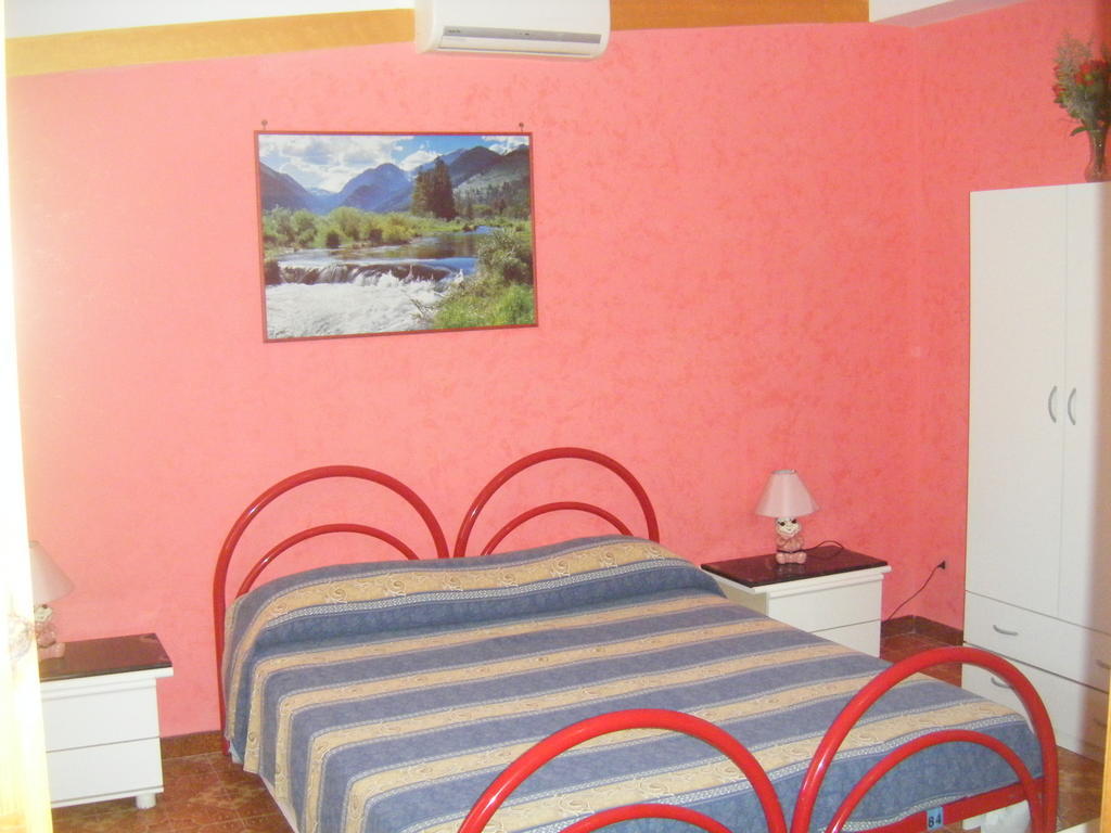 Villa Robinia Massafra Cameră foto